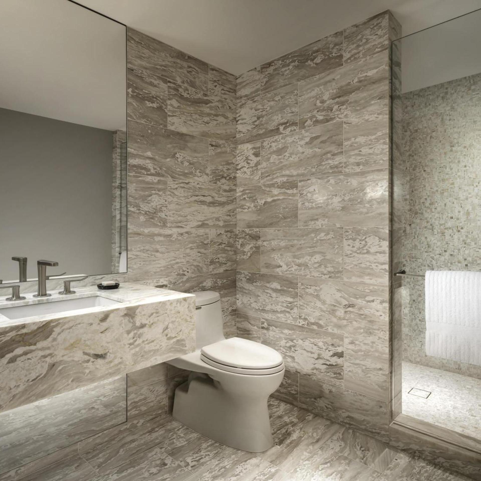 1 Bedroom, Plaza, Century, Suite, King Bed, 2 Bathrooms، Fairmont Century Plaza Los Angeles 4/9