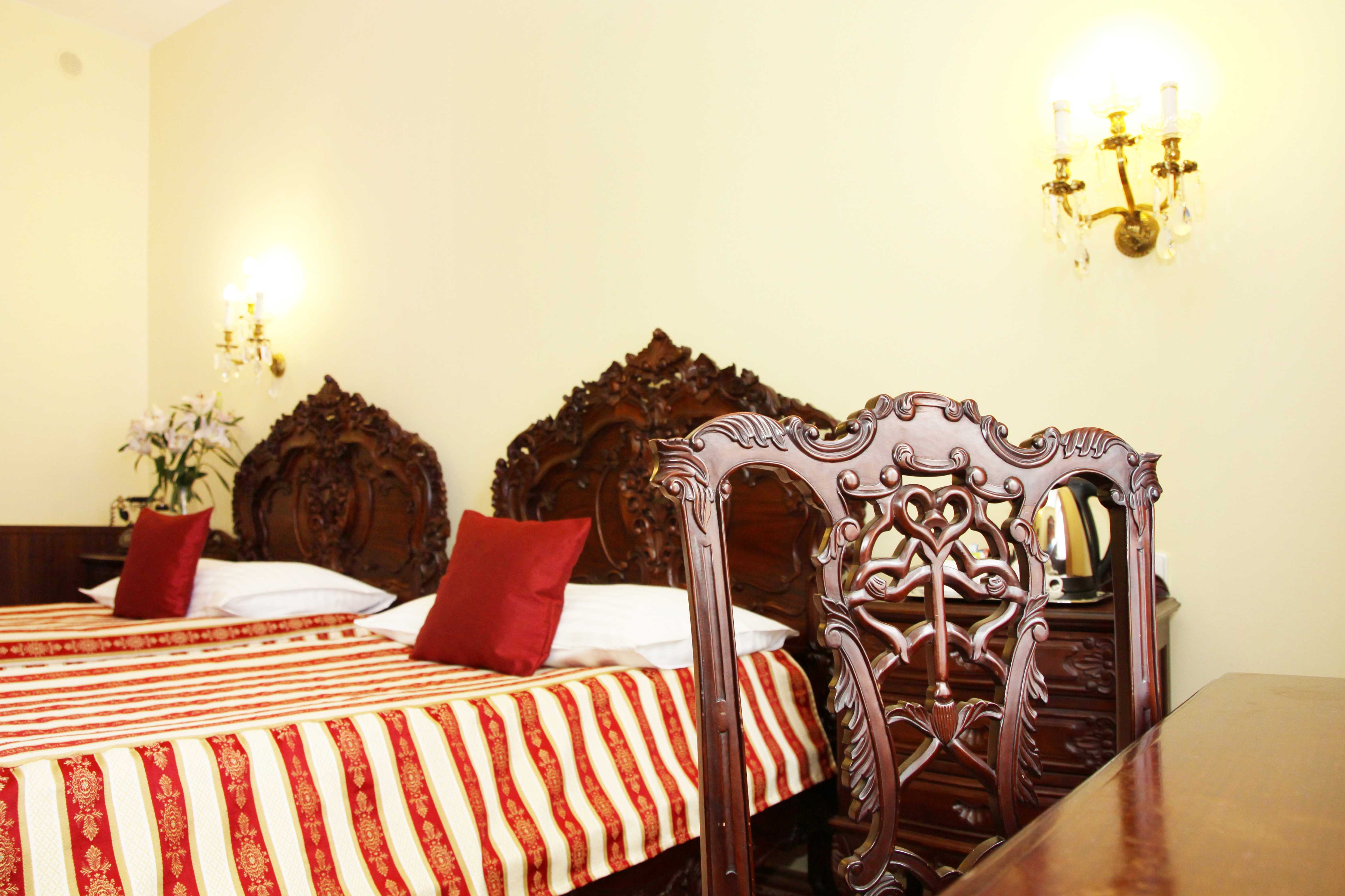 King Charles Boutique Residence 25/30