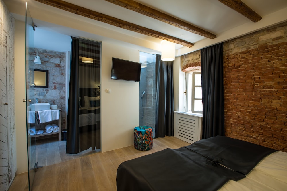 Spalato Luxury Rooms 49/77