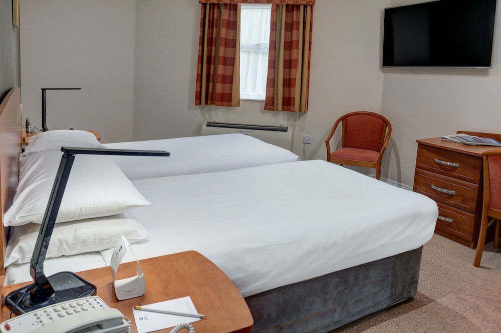 Best Western Claydon Hotel 27/73