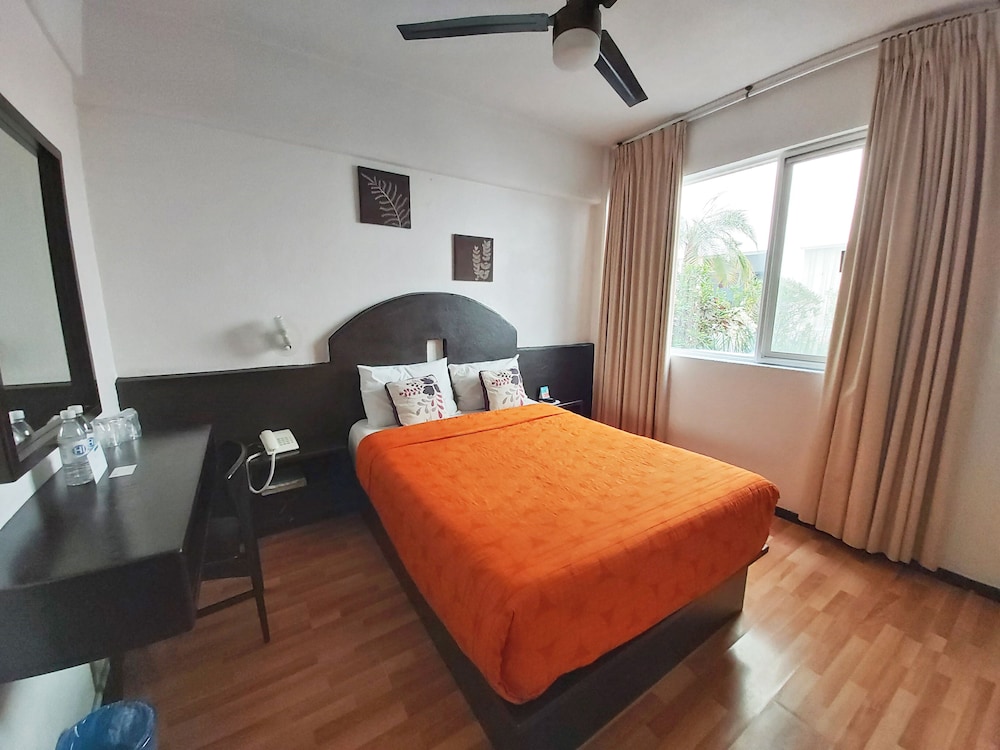 HI Hotel Impala 12/49
