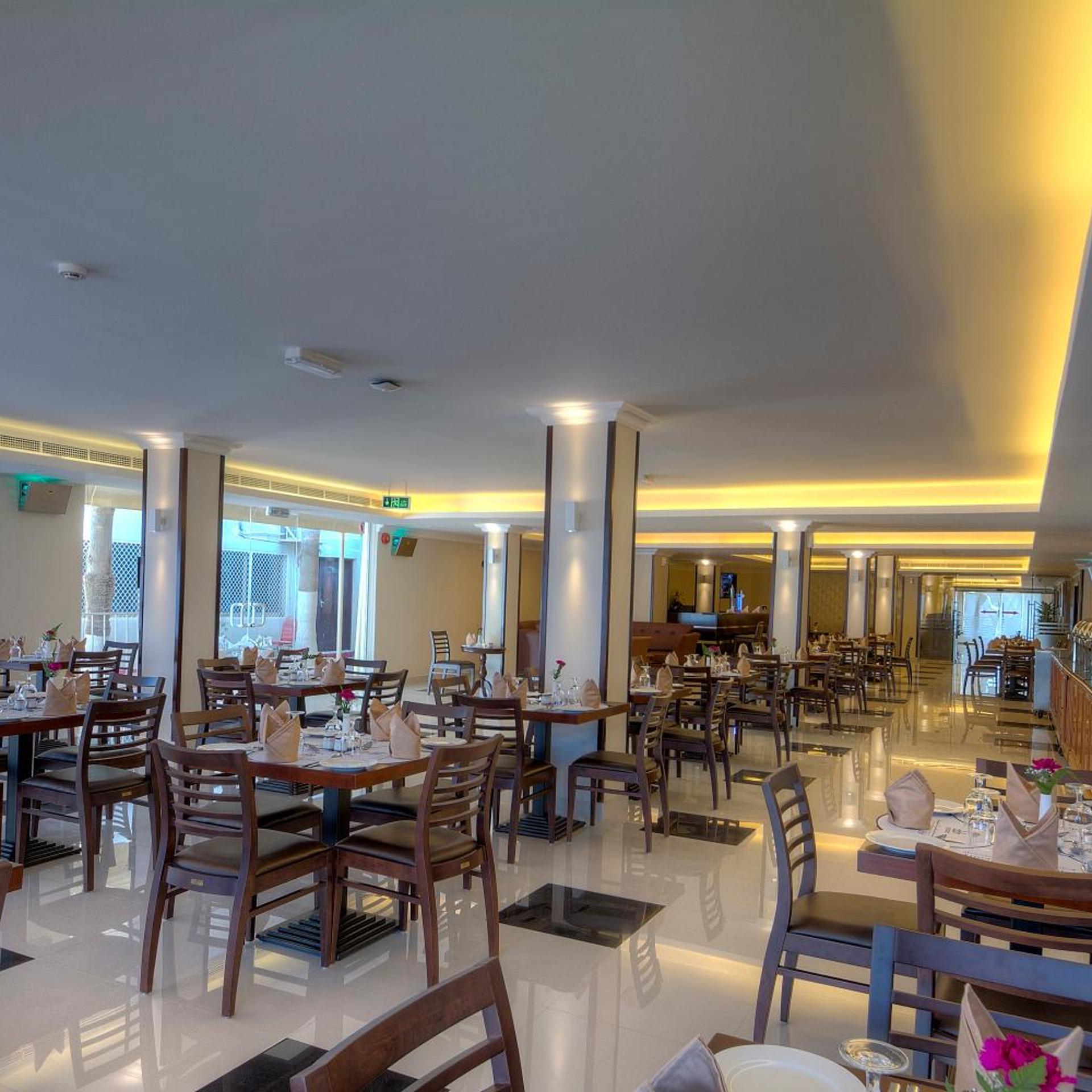 Ajman Beach Hotel 31/49