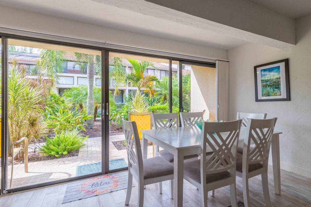 Casa Del Mar Longboat Key 25/50