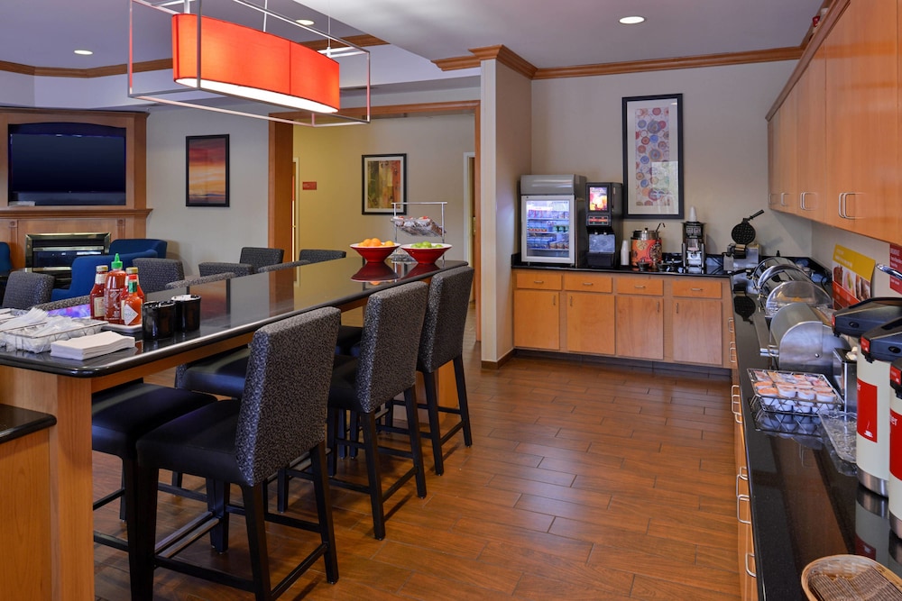 TownePlace Suites Detroit Warren 55/63
