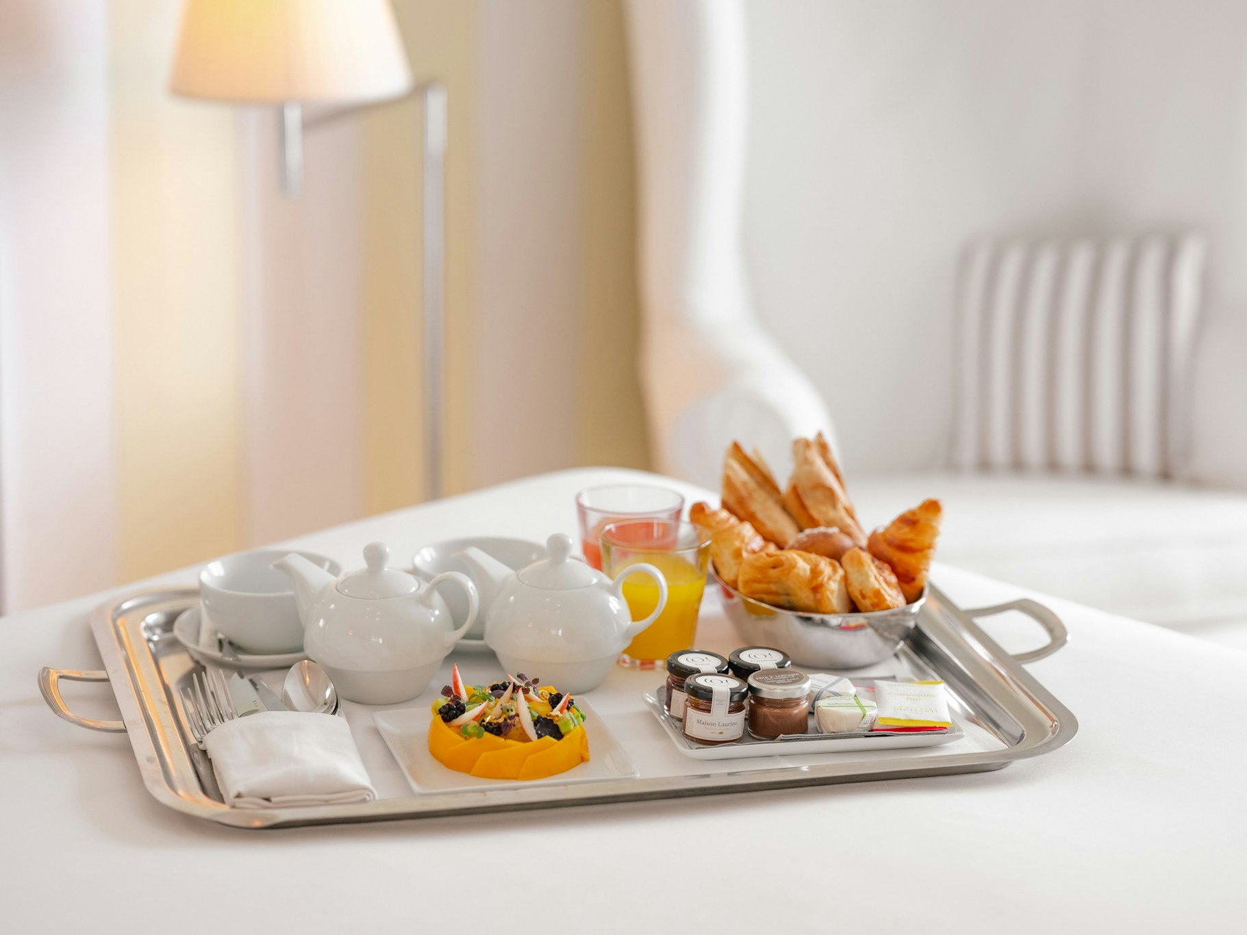 Hotel La Co(o)rniche 43/64