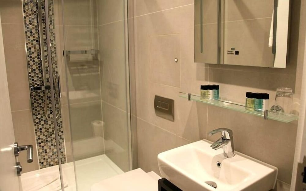 K Hotel Kensington 44/44