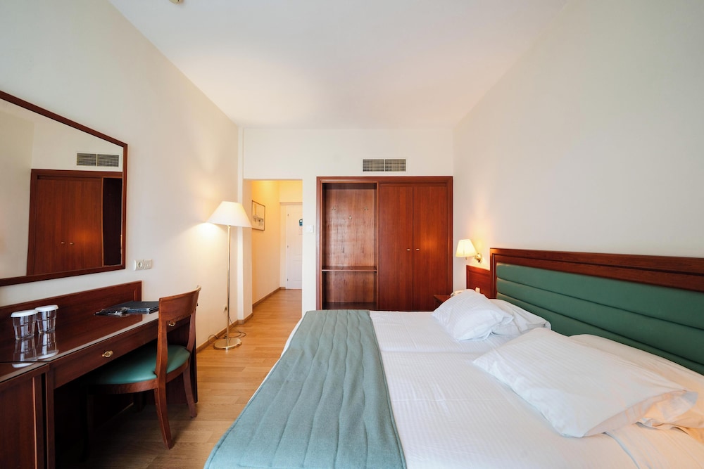 Paliria Hotel 14/73