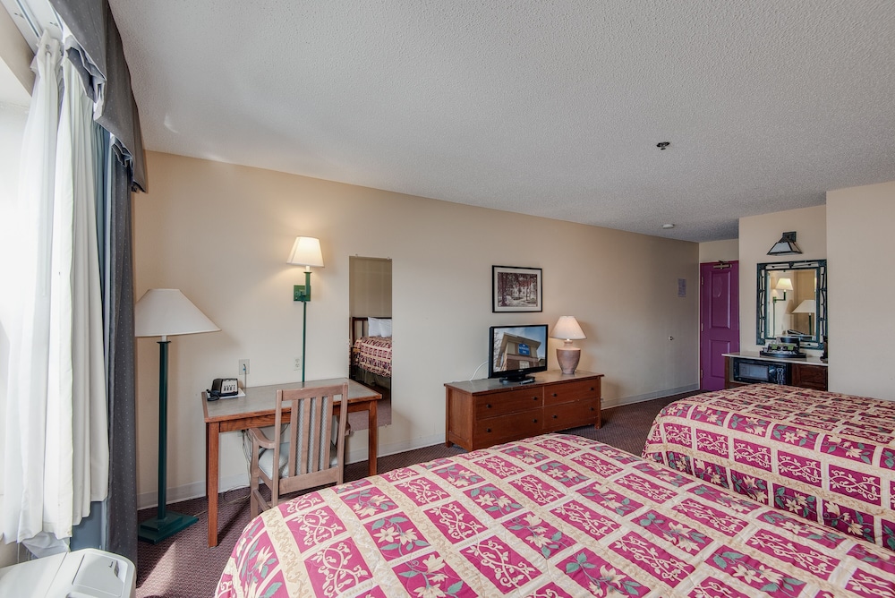 Norwood Inn And Suites Chaska 16/47