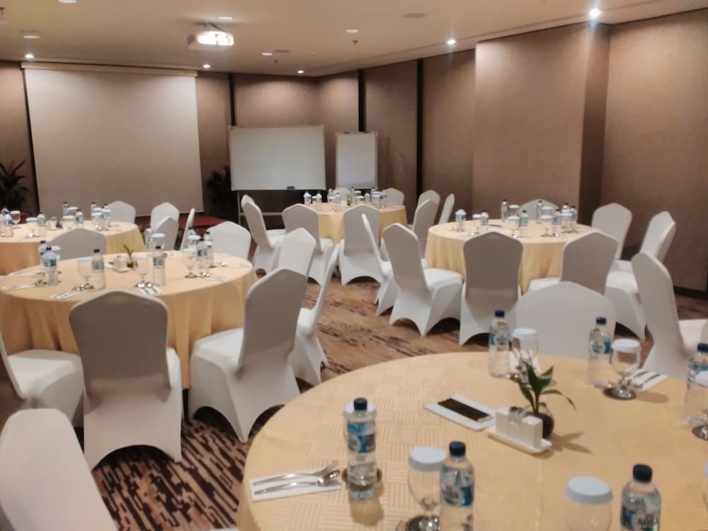 I HOTEL BALOI BATAM 50/54