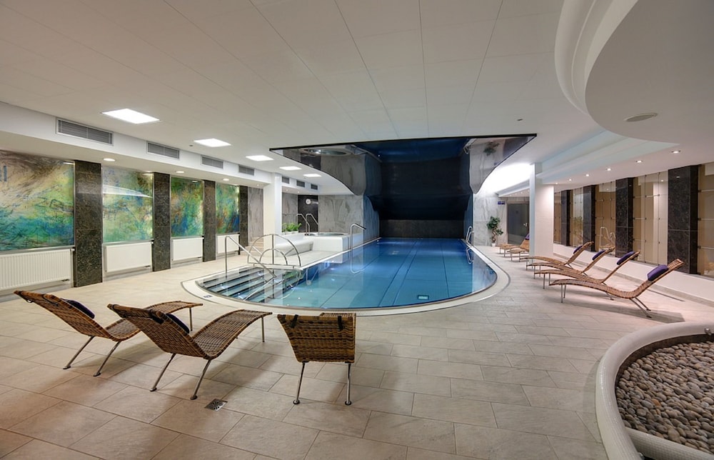 Hotel Thermal 32/69