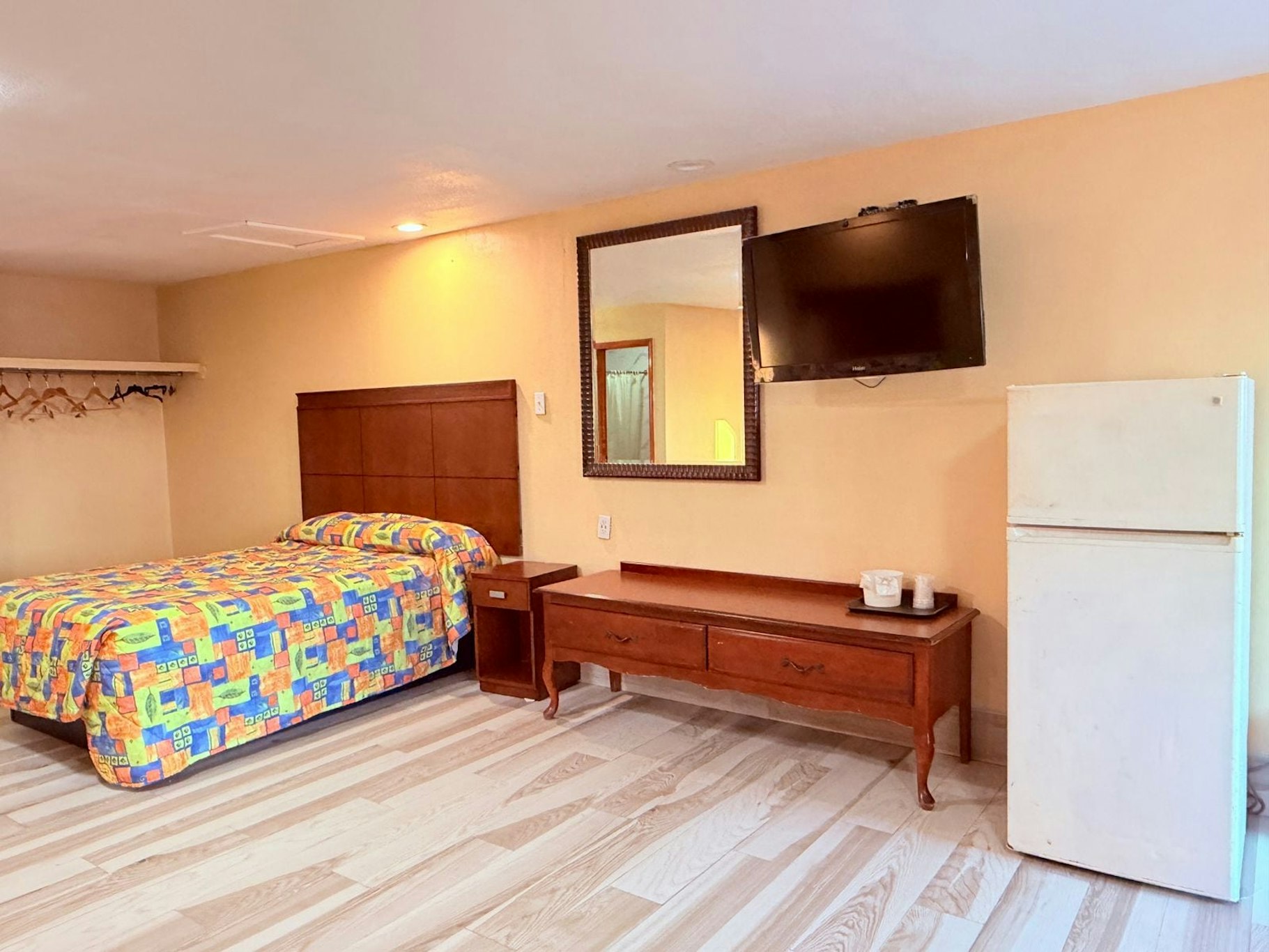 Aloha Inn McAllen Airport near Medical center Tx 26/40