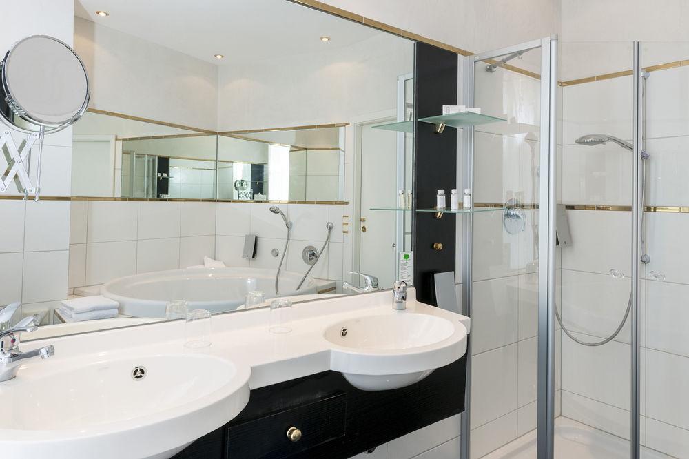 BRISTOL Hotel Bad Kissingen 45/46