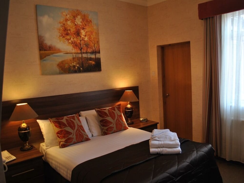 Stone Villa Guest House 31/54