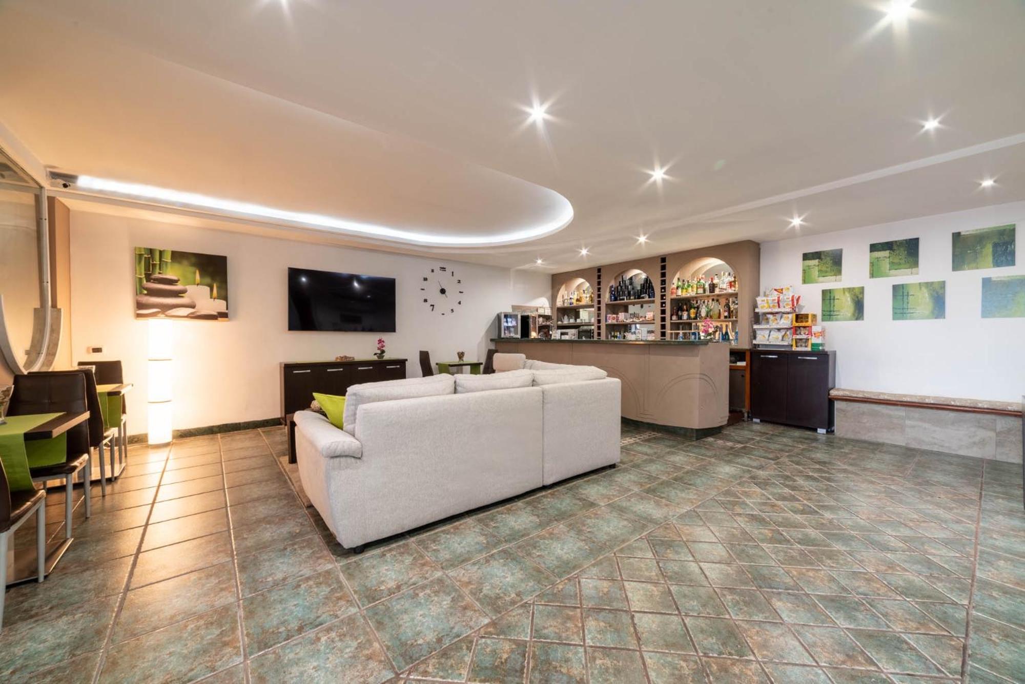 Hotel Cesirja 17/32