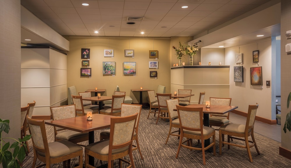 Holiday Inn Arlington at Ballston, an IHG Hotel 28/50