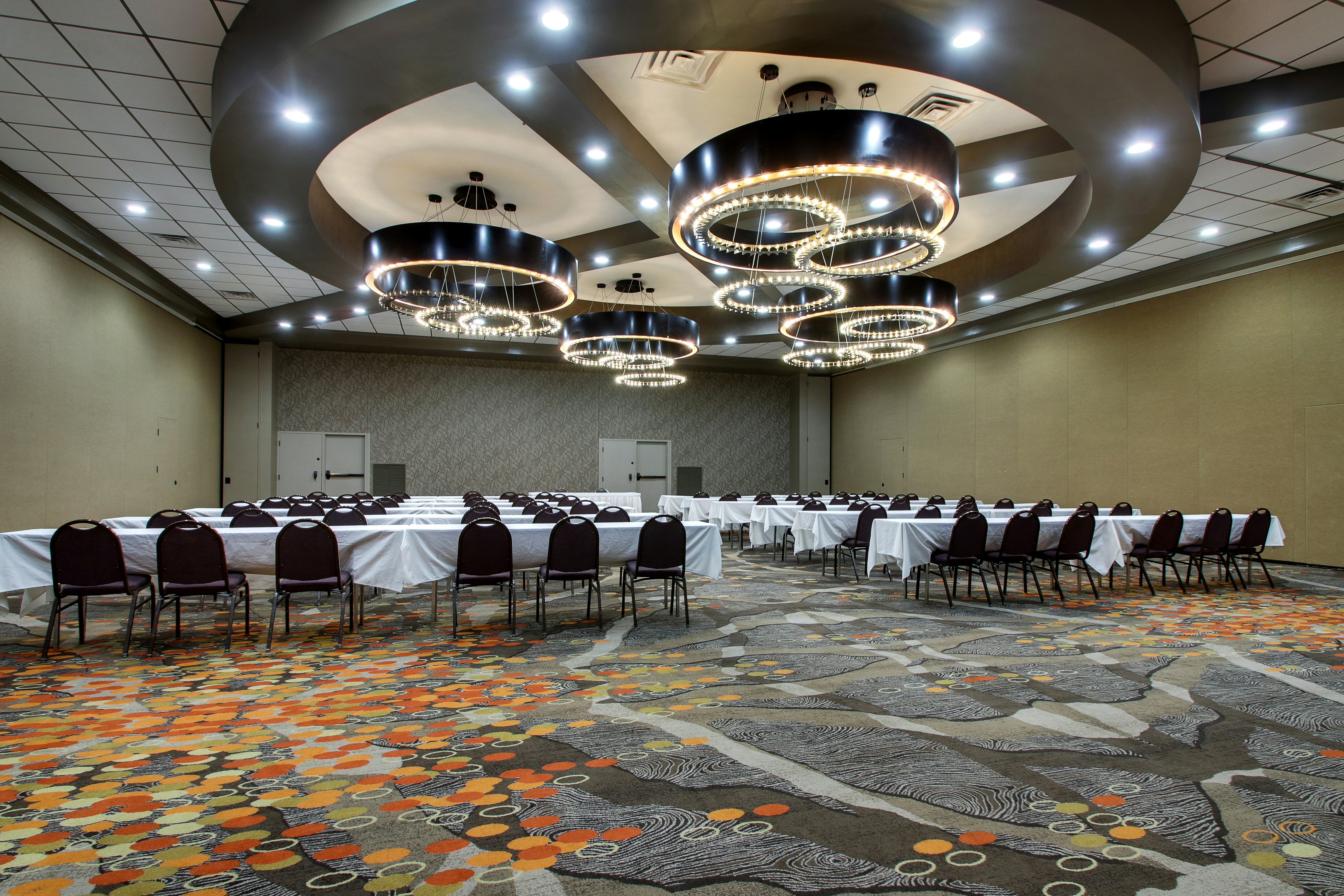 Doubletree By Hilton Mt. Vernon 20/25