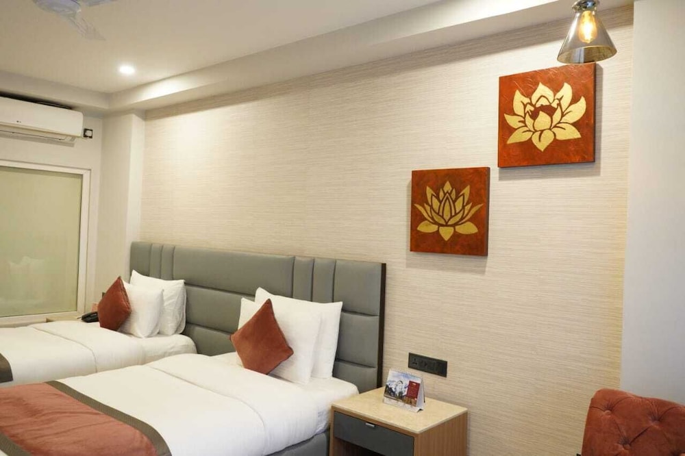 Amritara Surya, Mcleodganj 25/68