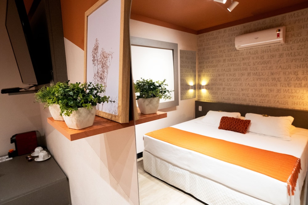 Camboriu Praia Hotel 13/75