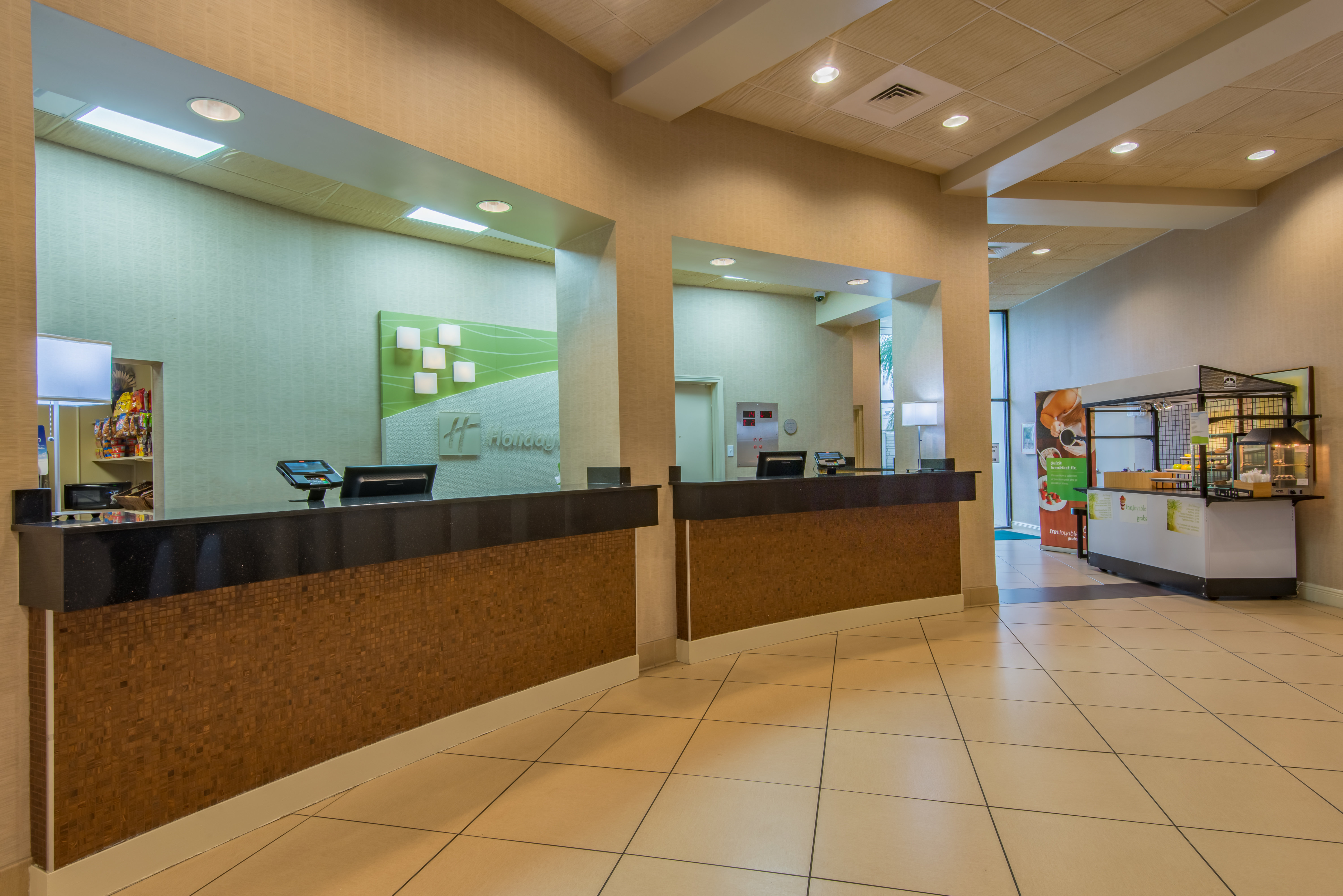 Holiday Inn New Orleans West Bank Tower 12/79