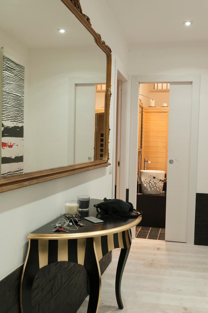 Two Chic Guesthouse 18/35