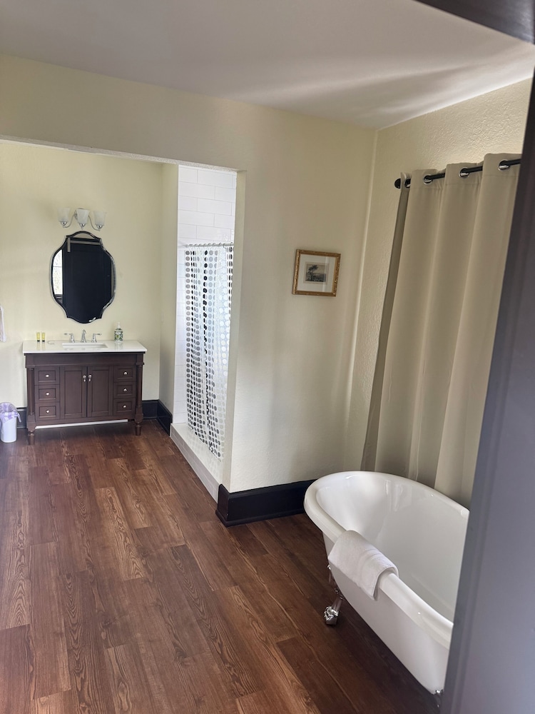 The DeLand Hotel 28/47