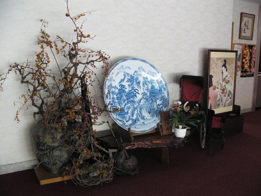 Yamani Ryokan 12/16