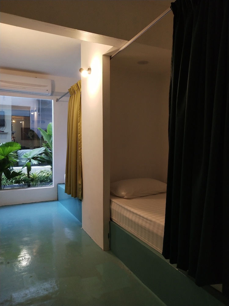 Beds In Garden Hostel Sdn Bhd 19/50