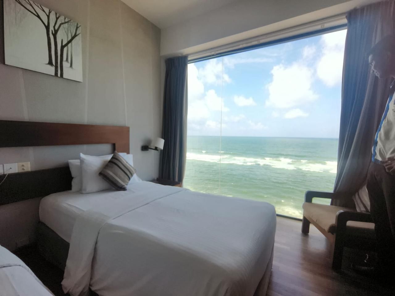 Elite, Ocean