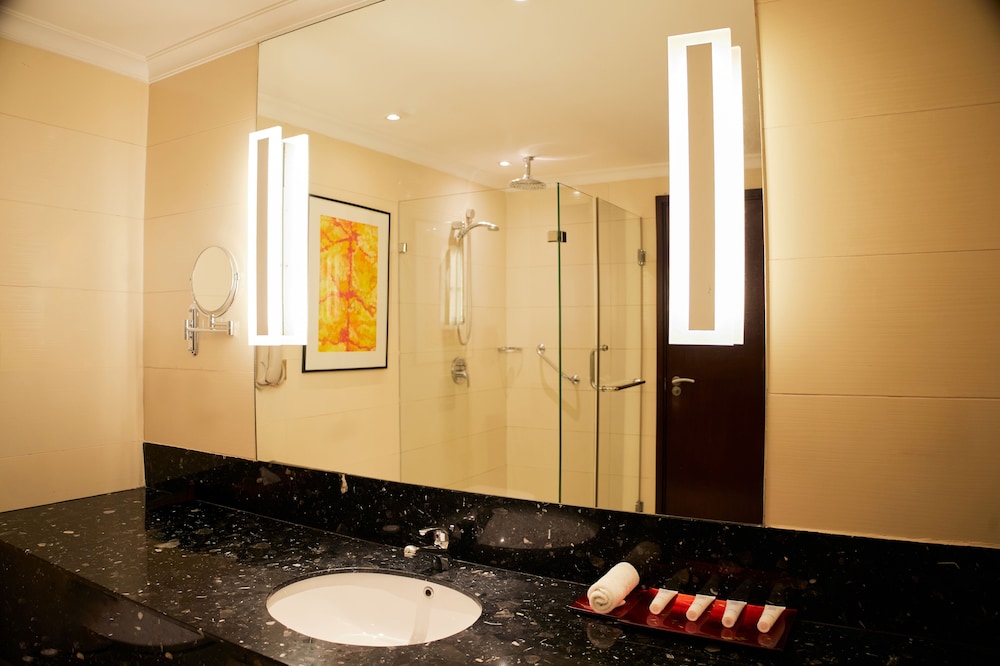 Mercure Nairobi Upper Hill 7/54