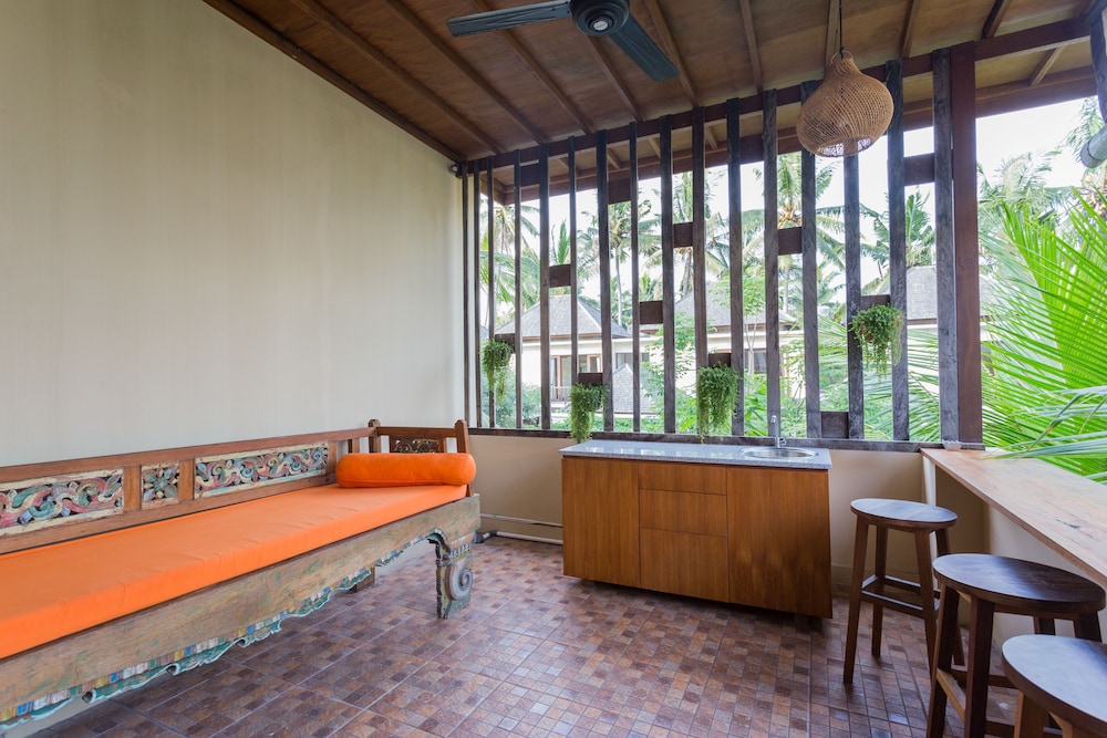 Kakul Villas & Suites 9/82