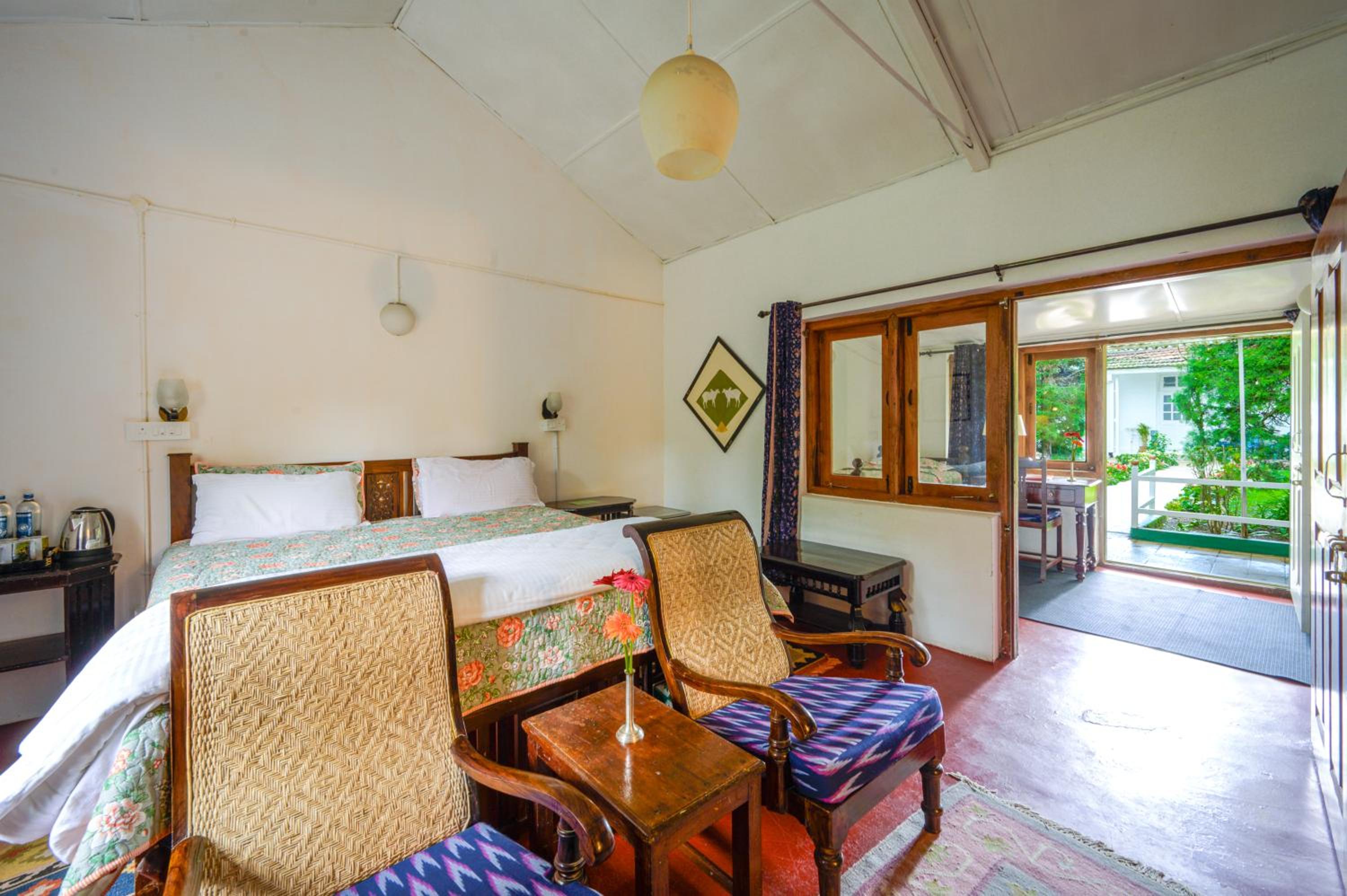 Smart, Heritage, King Bed
