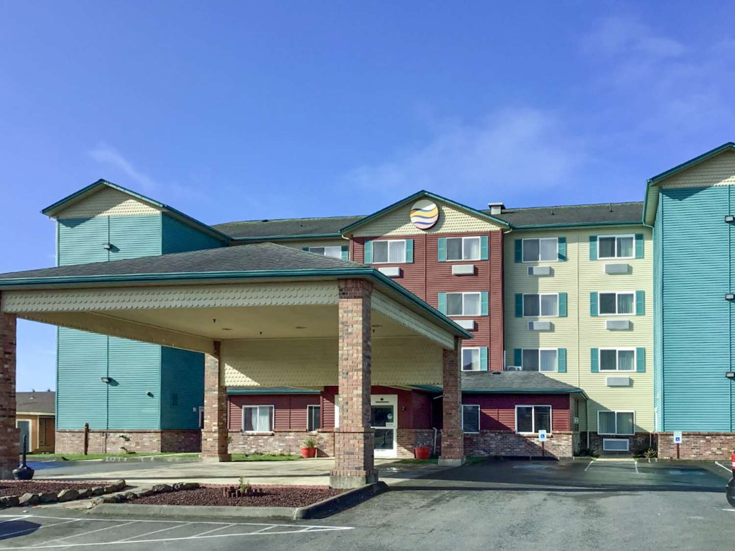Comfort Inn and Suites Ocean Shores 4/34