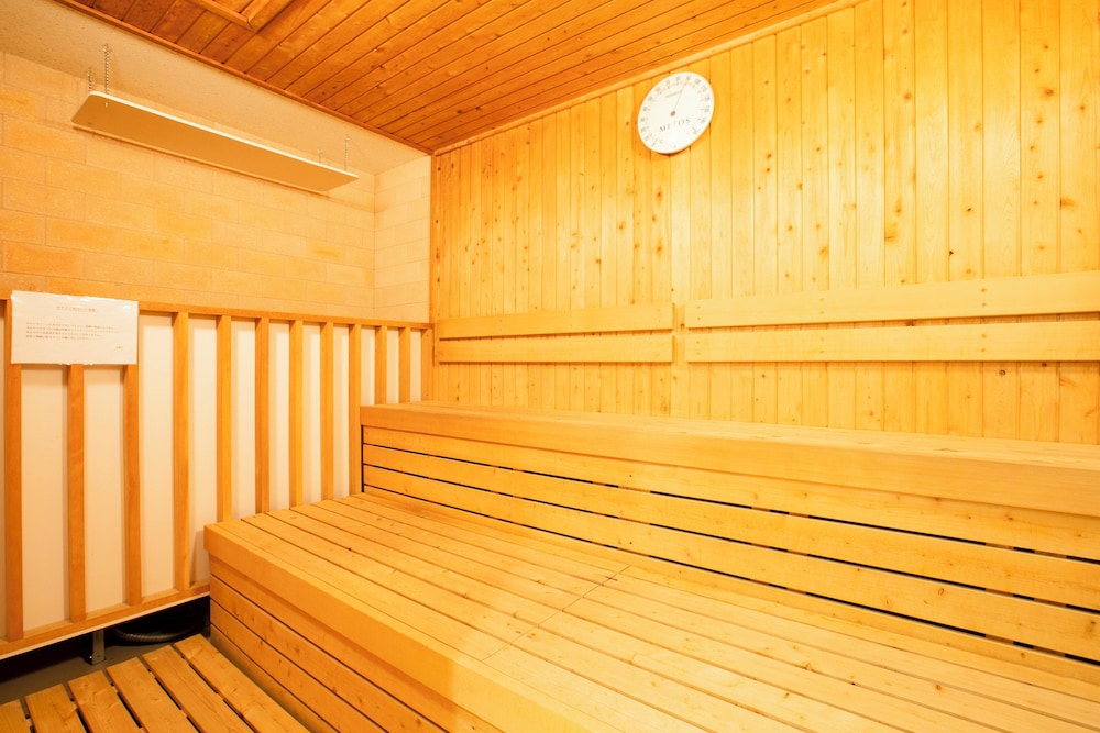 Holiday Inn & Suites Sapporo Odori Park 34/57