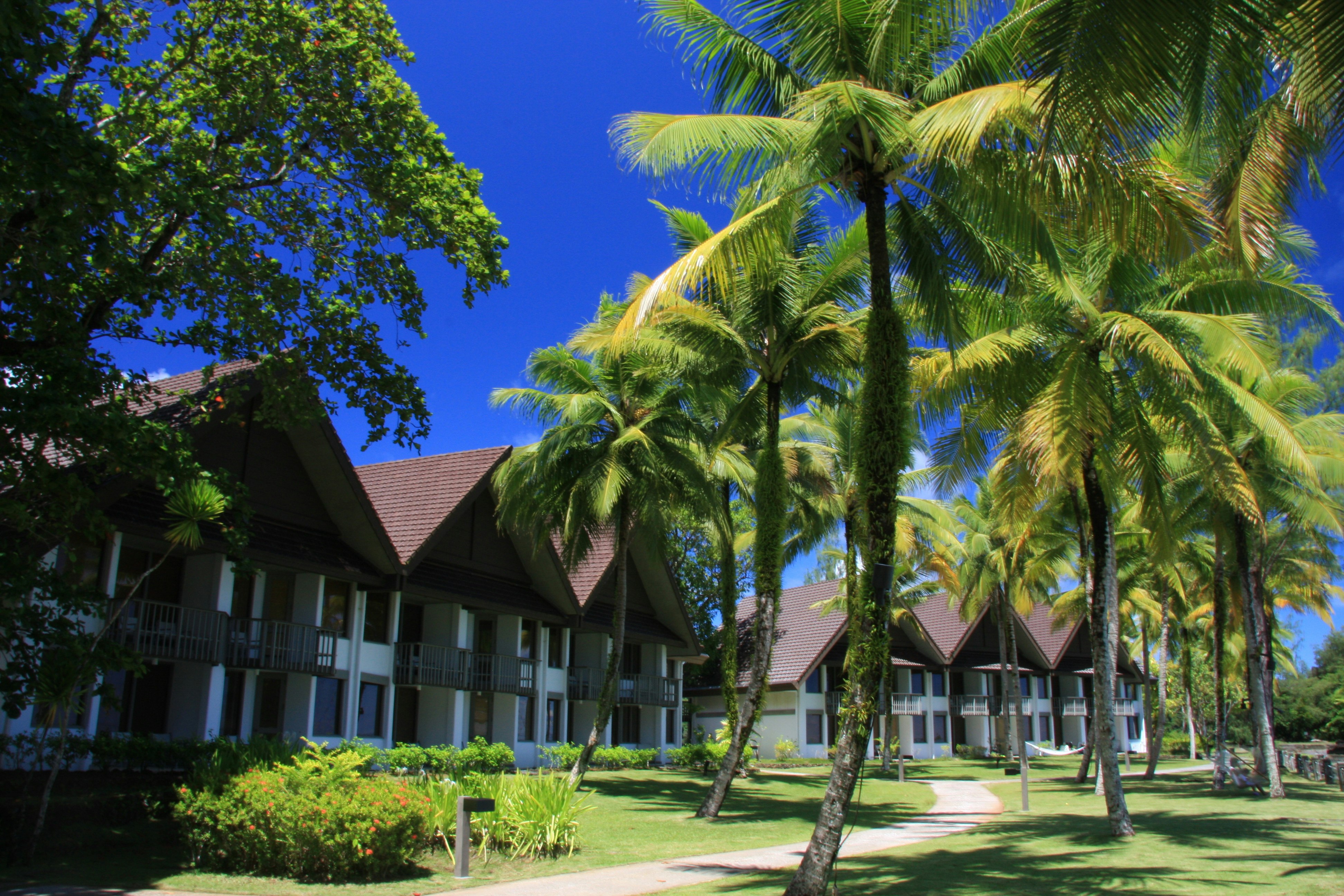 Palau Pacific Resort 36/38
