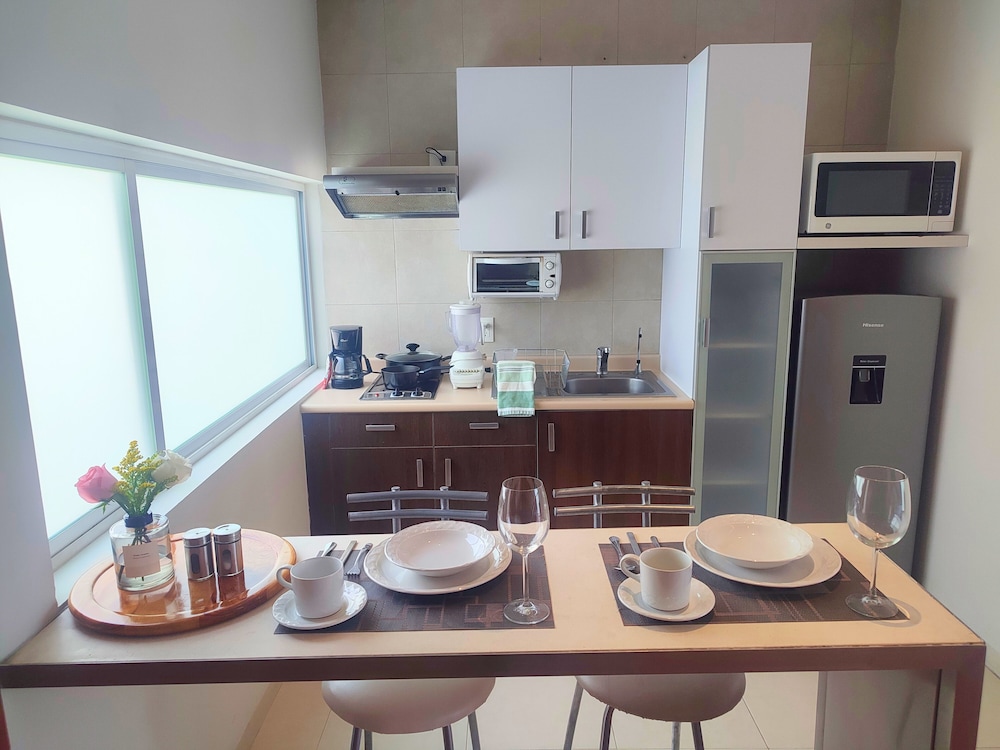 Lombardo Suites 38/50