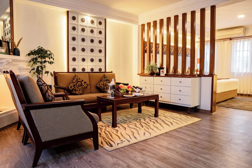 Maya Manor Boutique Hotel By Kgh Group 32/48