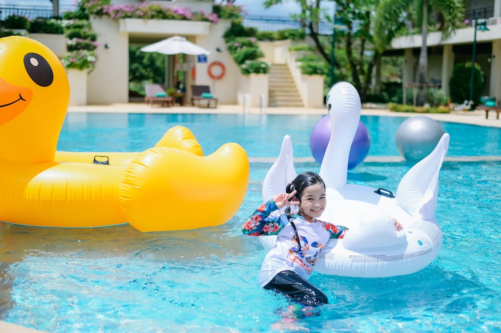 Maneechan Resort 64/75
