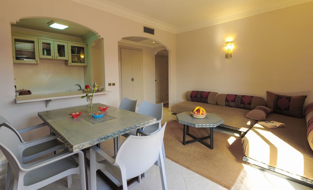 Appart Hotel Amina 38/59