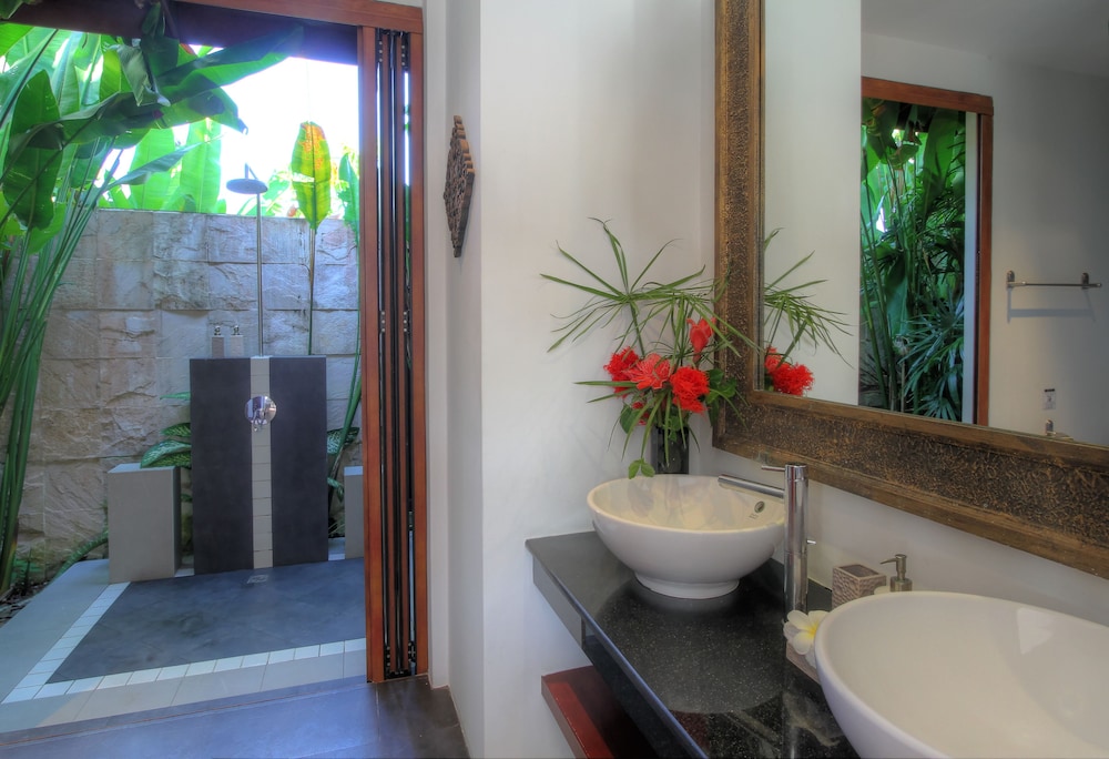 Laguna Villas Boutique Hotel 69/72