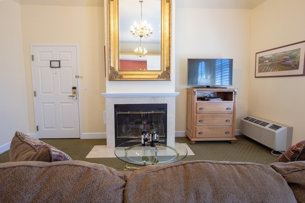 Elm House Inn 30/48