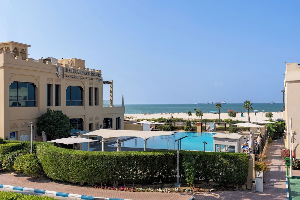 Roda Beach Resort 63/67