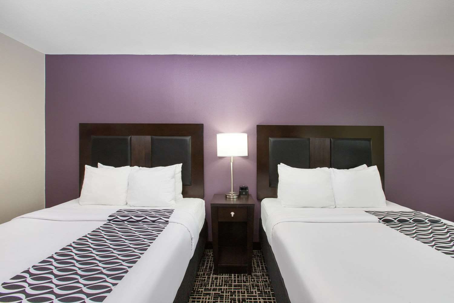 La Quinta Inn & Suites by Wyndham Blue Springs 4/31