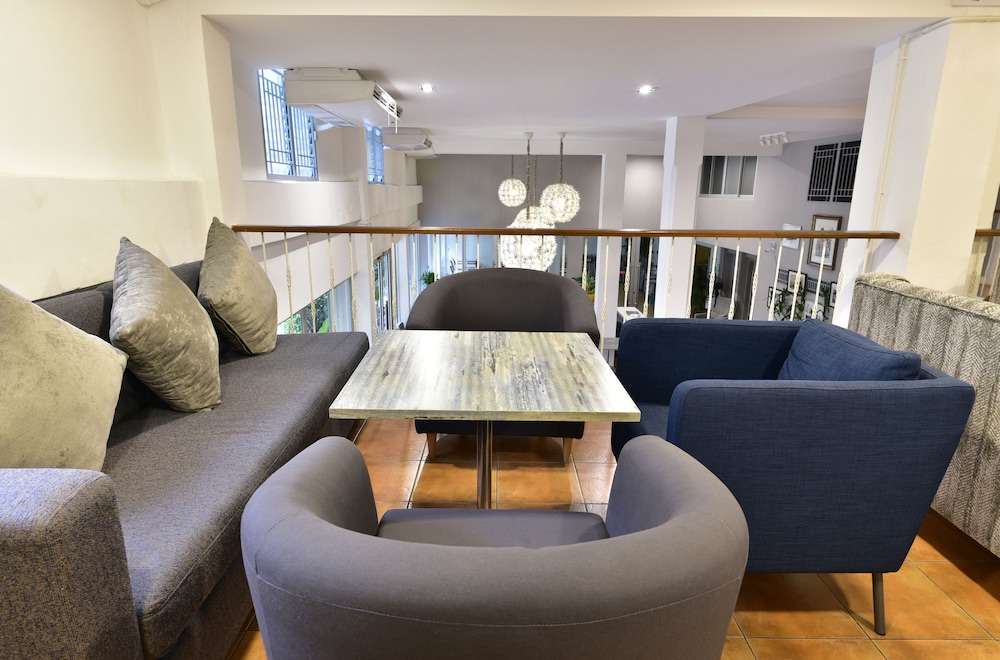 Ratchadamnoen Residence 54/75