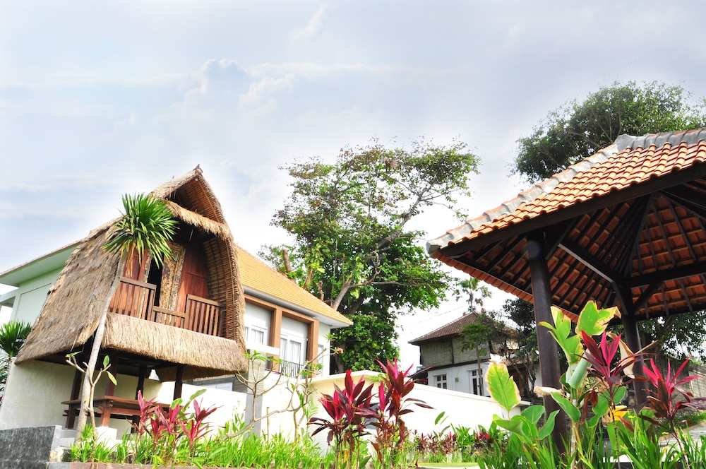 Villa Tangtu Beach Inn 1/17