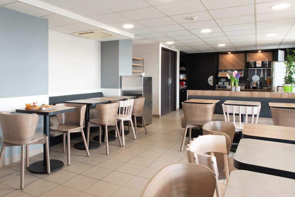 B&B Hotel Cholet Nord 50/64