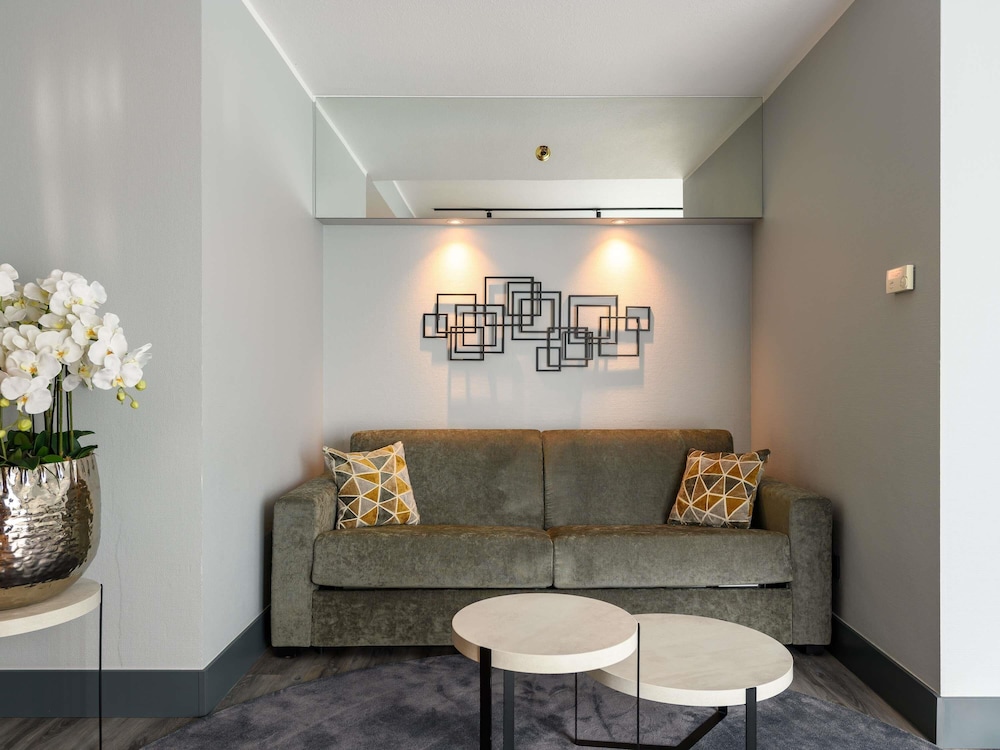 Mercure Hotel Dortmund Centrum 8/77