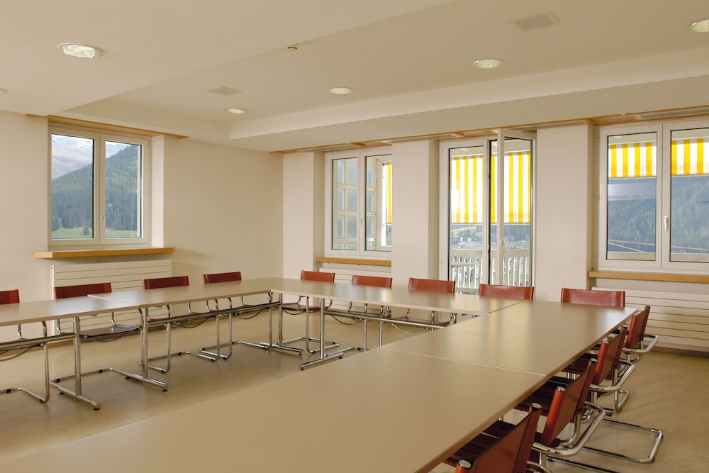Davos Youthpalace 52/62