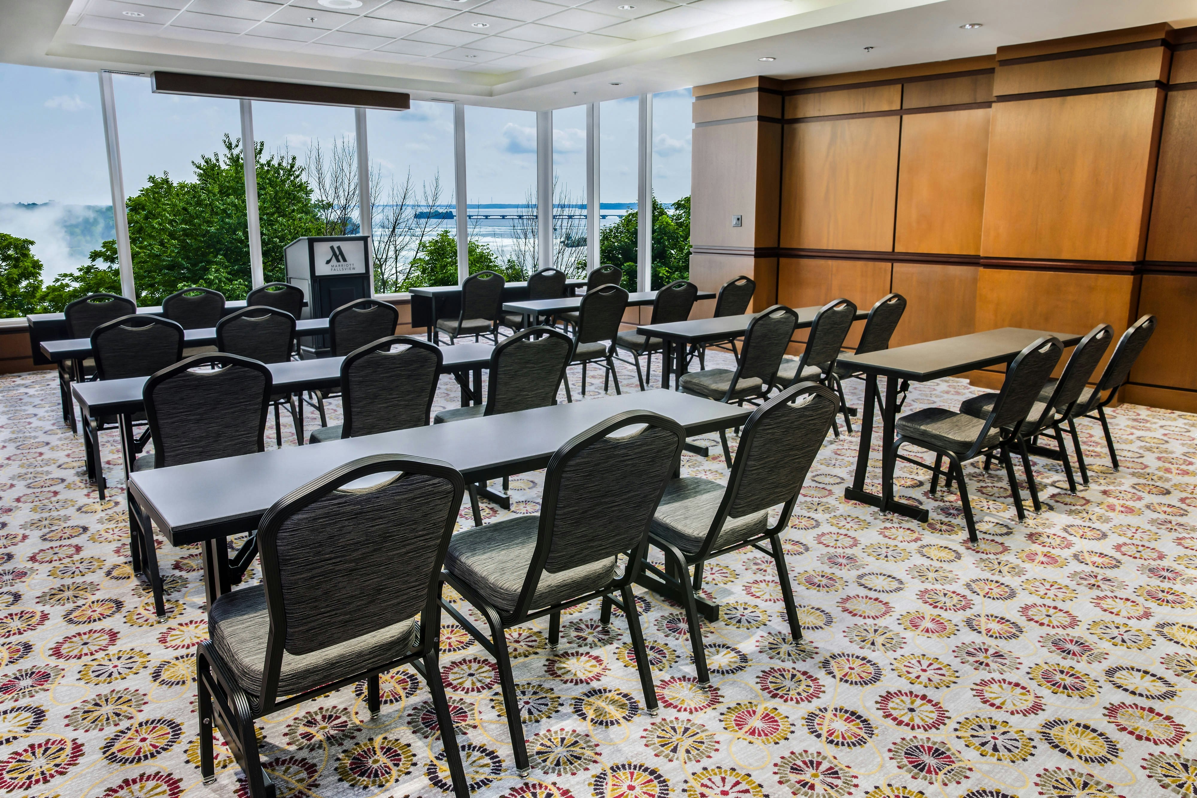Niagara Falls Marriott Fallsview Hotel & Spa 26/31