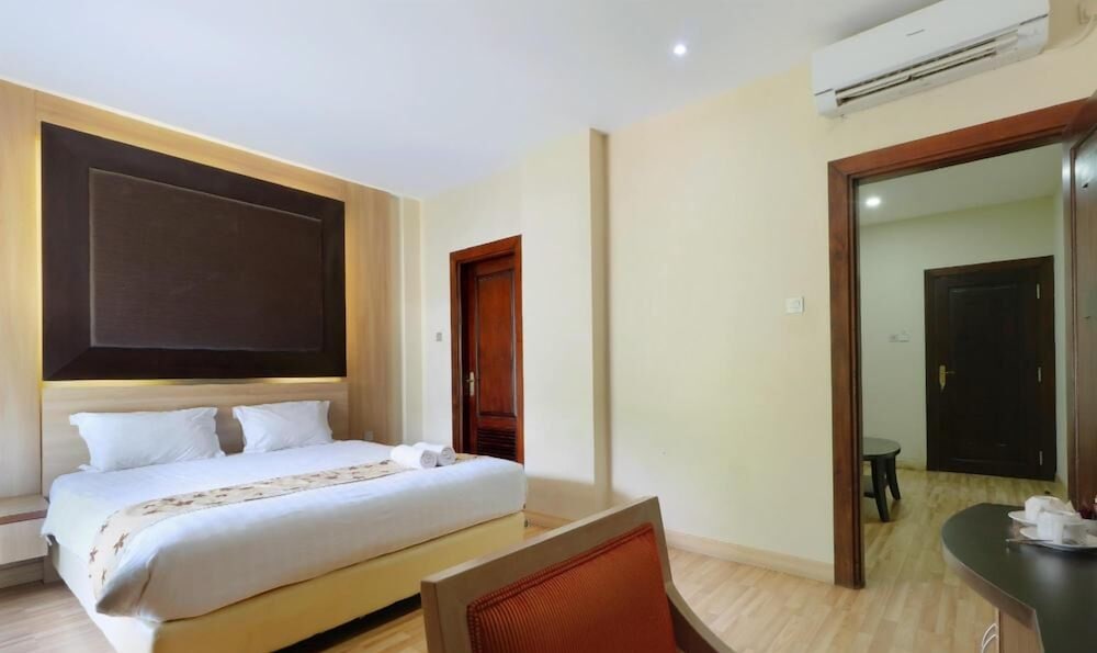 Mutiara Suites 33/60