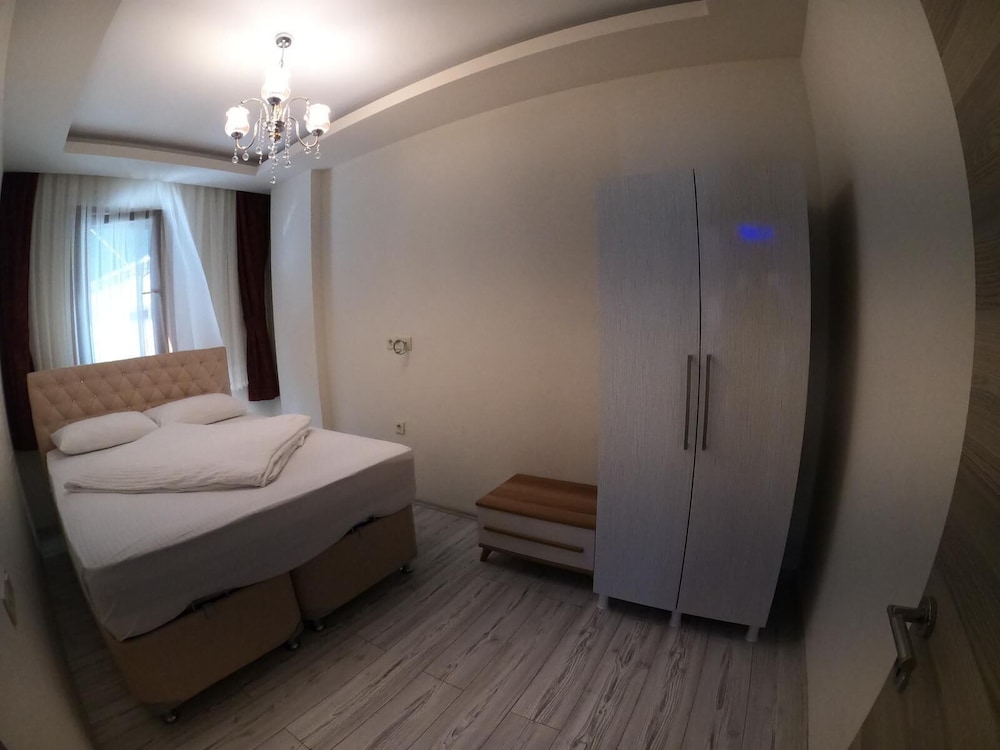 2 BEDROOMS, APARTMENT